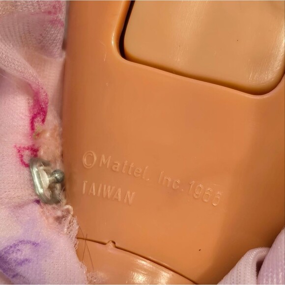 Vintage 1978 Mattel Kissing Barbie Doll - Picture 6 of 9